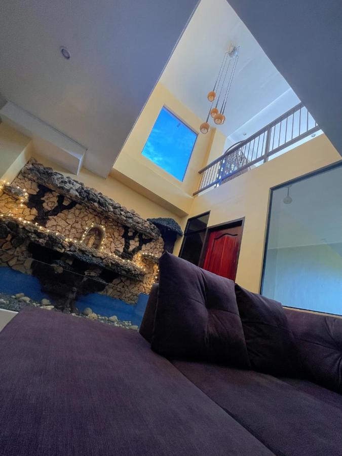 Casa Preciosa Moalboal Inn Екстериор снимка